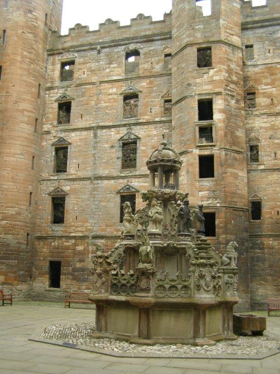Fountain at Linlithglow Castle in Edinburgh